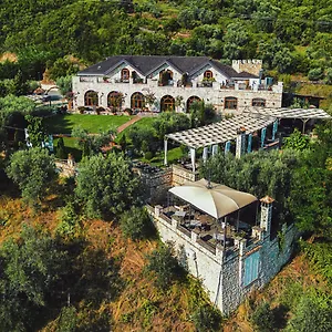 Chateau Fasel , Tiran Arnavutluk